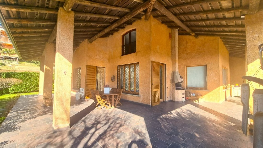 Villa in Sorisole, Lombardy, Italy 4 - 15359404