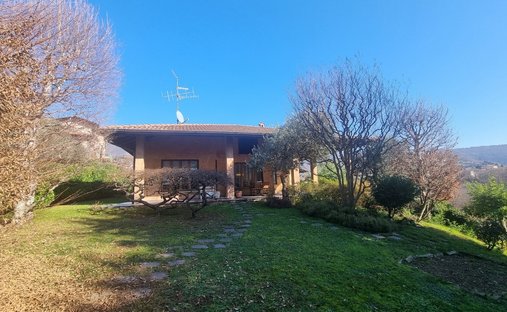 Villa in Sorisole, Lombardy, Italy 1