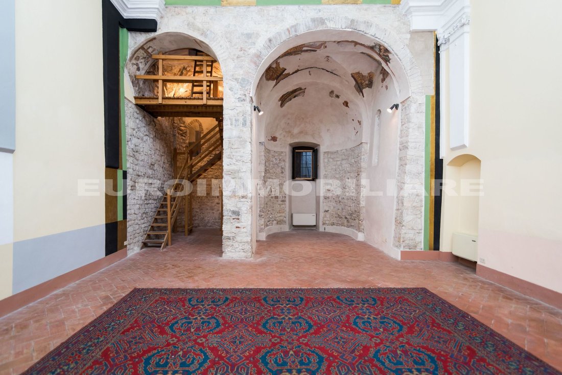 Apartment in Historic Center, Brescia, Lombardy 4 - 15359941