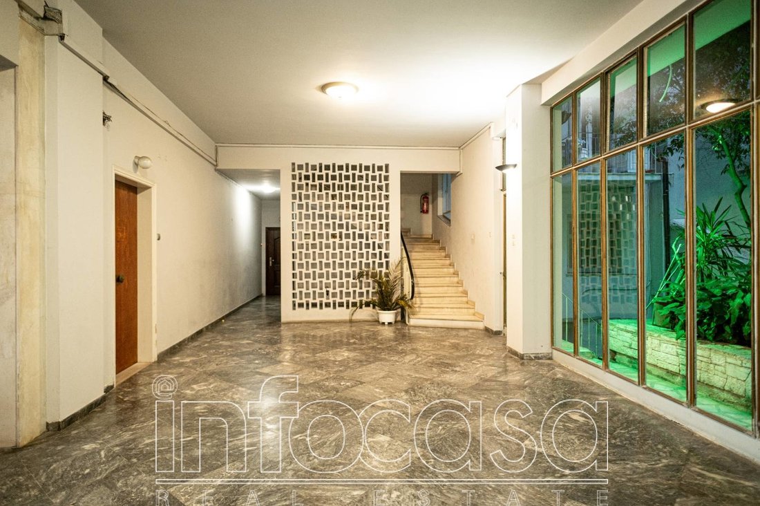 Appartamento a Il Pireo, Attica, Grecia 5 - 15360432
