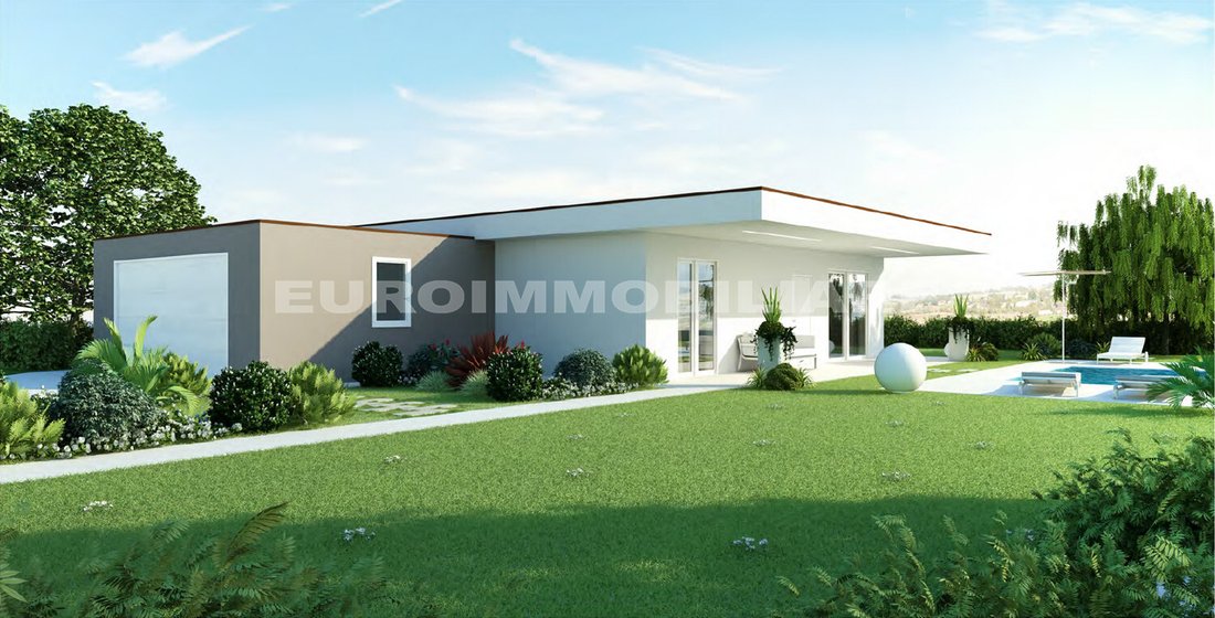 Villa in Castiglione delle Stiviere, Lombardy, Italy 1 - 15359978