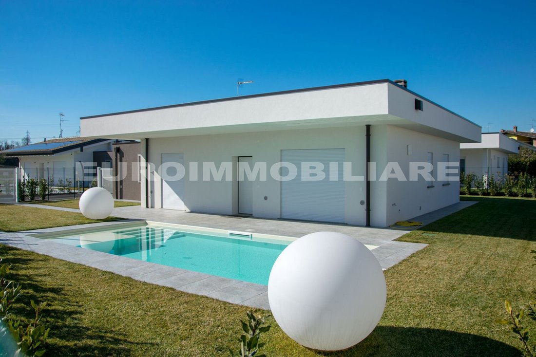 Villa in Pozze - San Martino, Lonato del Garda, Lombardy 3 - 15359995