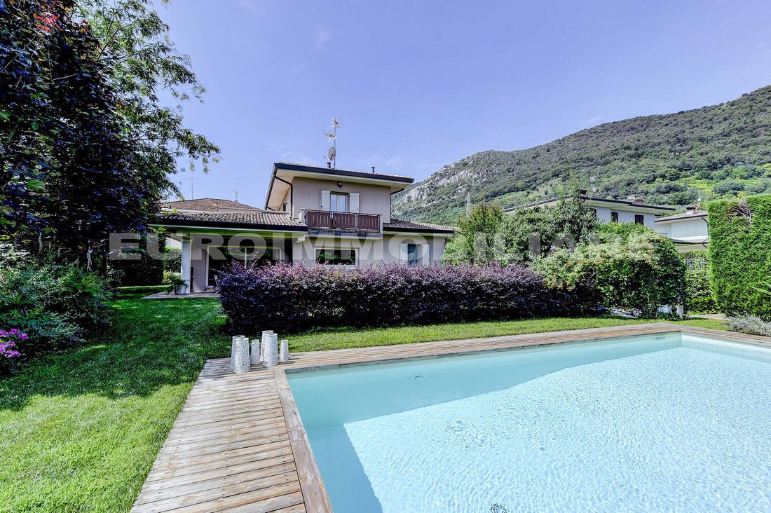 Villa in Botticino Sera, Lombardy, Italy 1 - 15360148