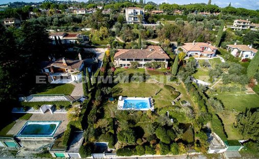 Villa in Padenghe sul Garda, Lombardy, Italy 1