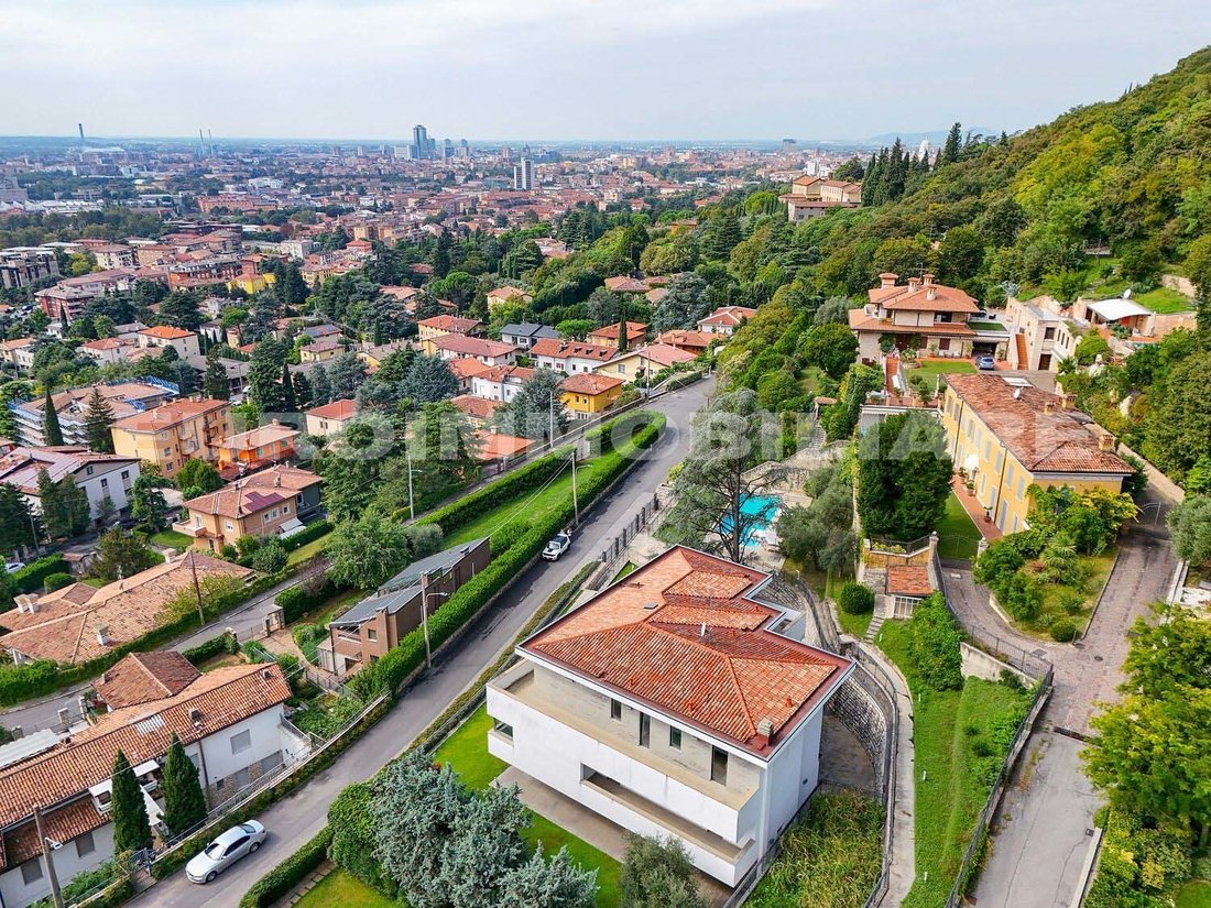 Villa in Porta Venezia - Sant'Eufemia - Caionvico, Brescia, Lombardy 2 - 15360027