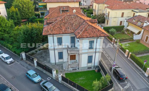 Villa in Porta Milano - Fiumicello - Primo Maggio, Brescia, Lombardy 1