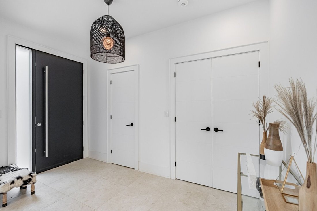 House in Toronto, Ontario, Canada 5 - 15362395