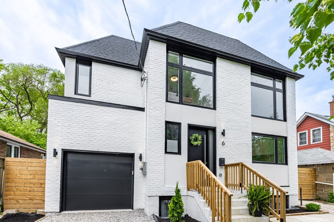 House in Toronto, Ontario, Canada 1 - 15362395