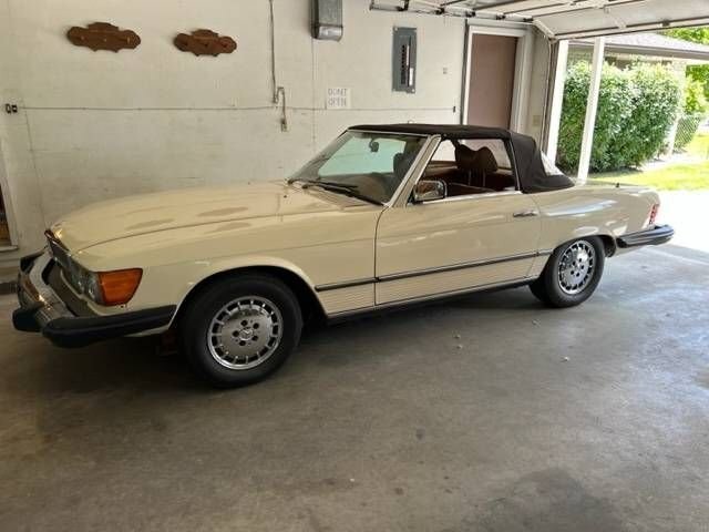 Cabriolet in Glendale, United States 2 - 15363750