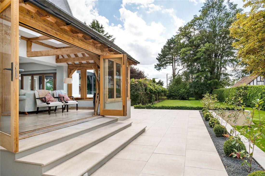 House in Woldingham, England 5 - 15362505