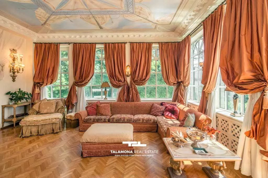 House in Varese, Lombardy, Italy 5 - 15362544