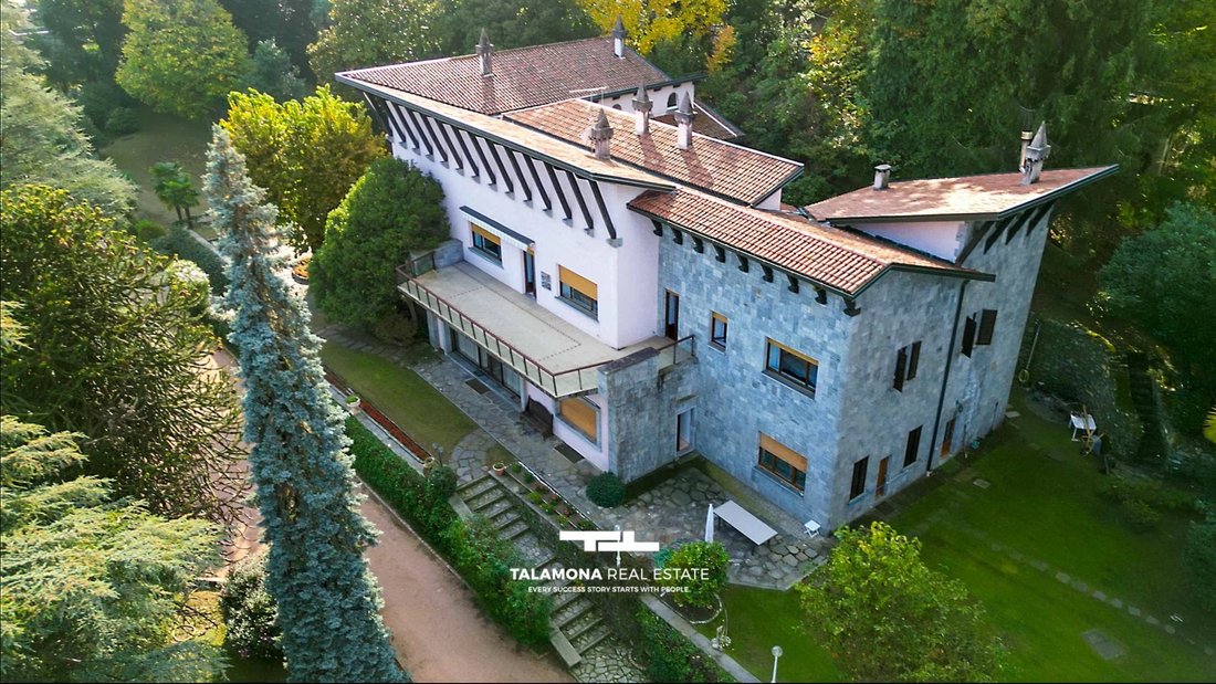 House in Belgirate, Piedmont, Italy 1 - 15362529