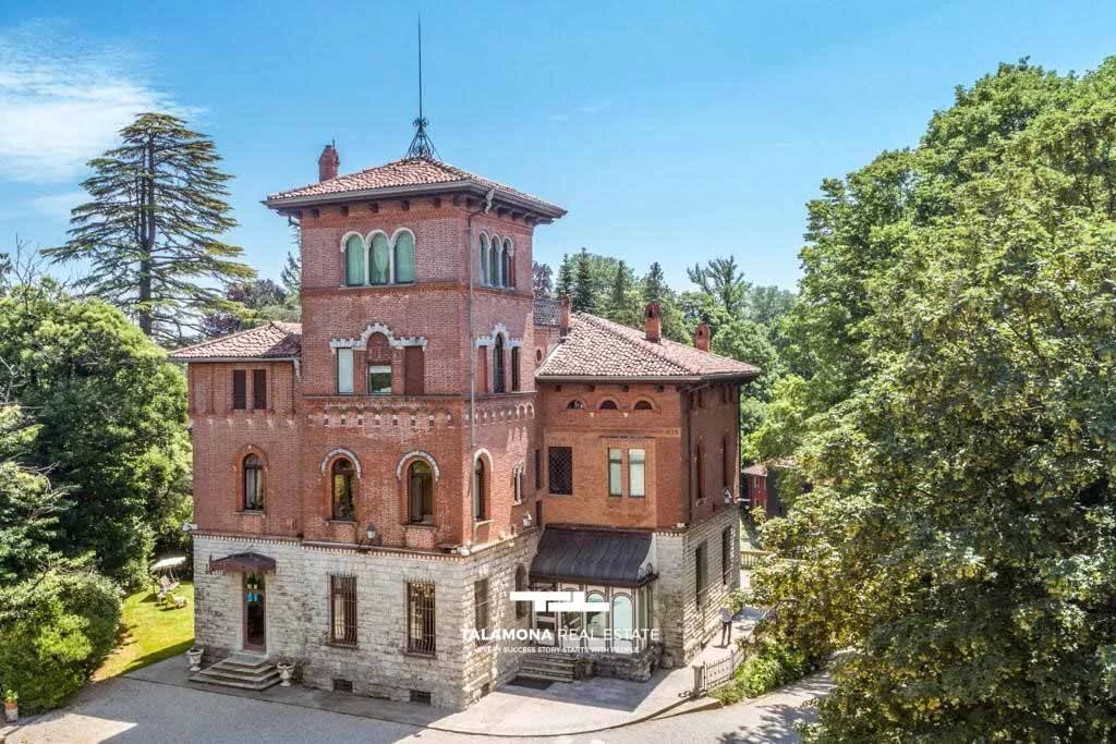 House in Varese, Lombardy, Italy 1 - 15362544