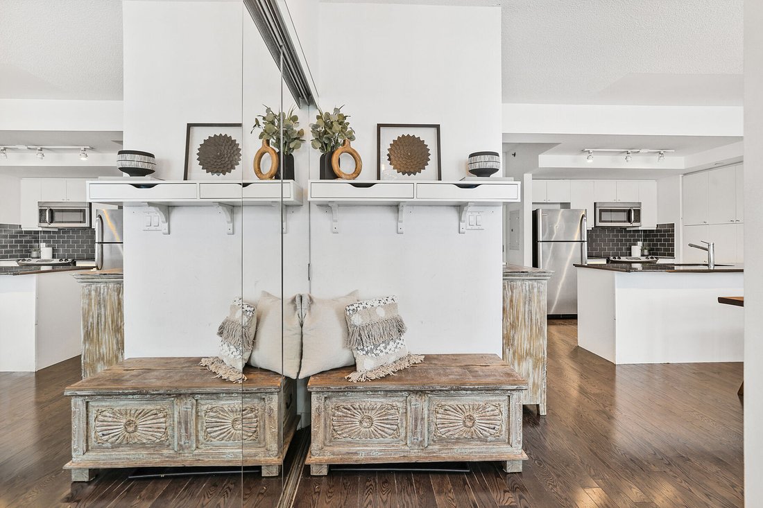 Condo in Toronto, Ontario, Canada 4 - 15363588
