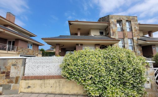 Castle for Sale in Castro-Urdiales, Cantabria, Spain