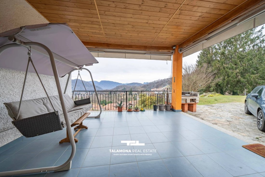 House in Dumenza, Lombardy, Italy 5 - 15362560