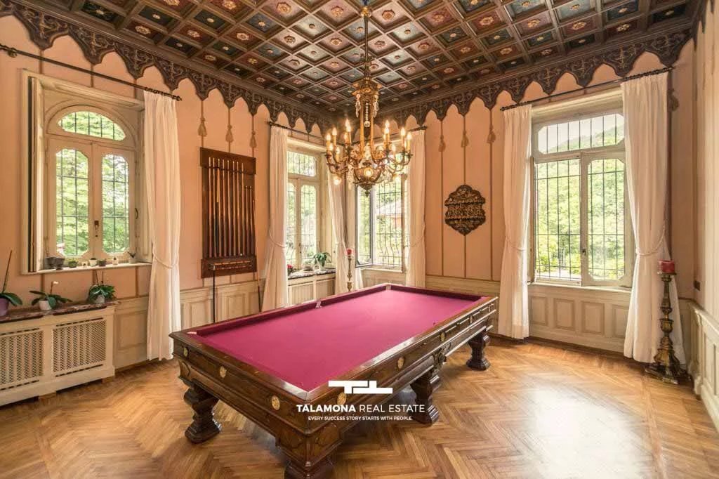 House in Varese, Lombardy, Italy 3 - 15362544