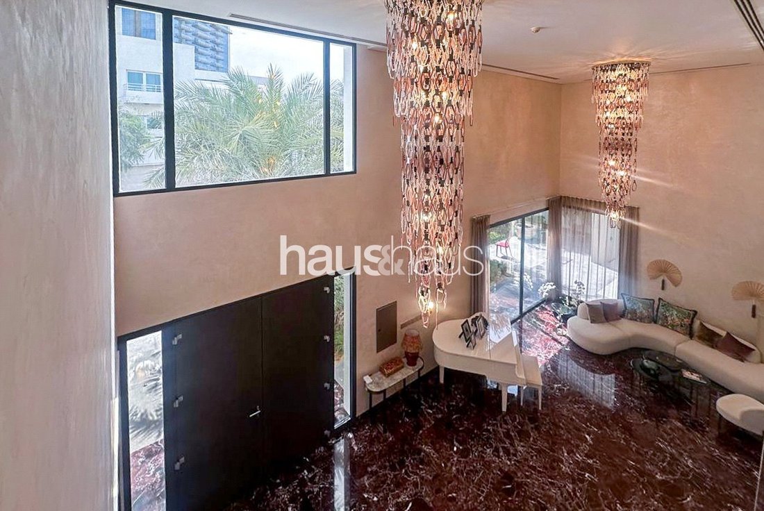 Villa à Dubaï, Dubaï, Émirats arabes unis 4 - 15361236