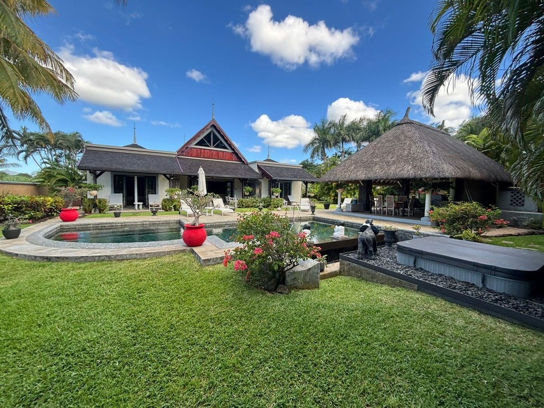 House in Albion, Rivière Noire District, Mauritius 1 - 15361136