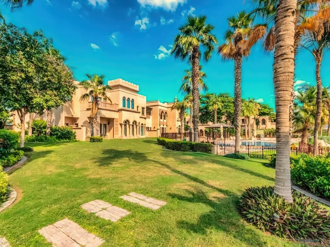Villa in Dubai, Dubai, United Arab Emirates 2 - 15364246