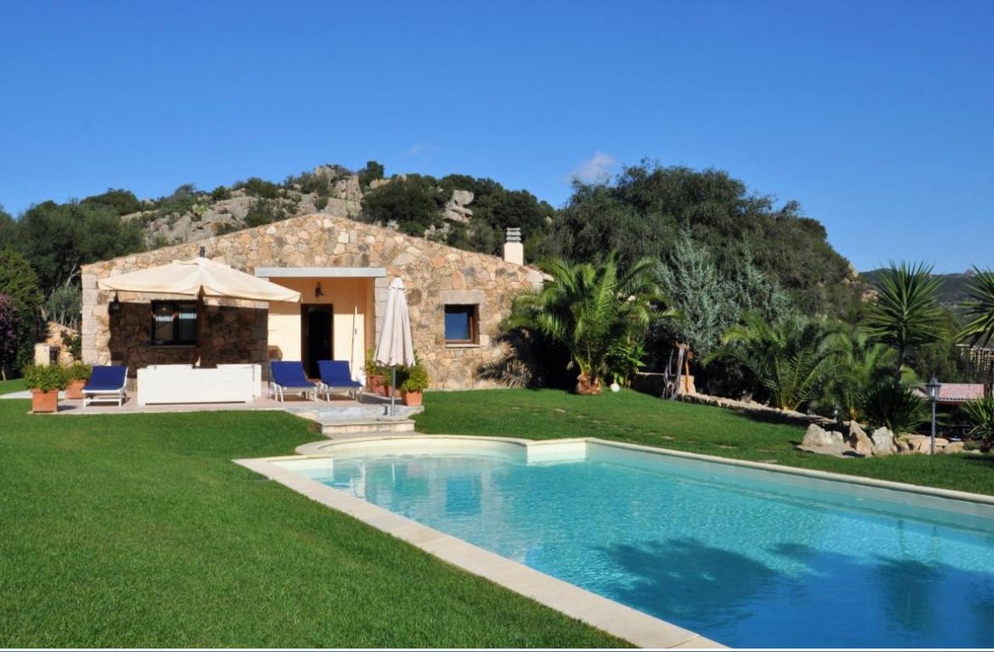 Villa in Nughedu Santa Vittoria, Sardinia, Italy 1 - 15364994
