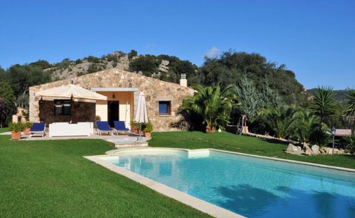 Villa en Nughedu Santa Vittoria, Cerdeña, Italia 1
