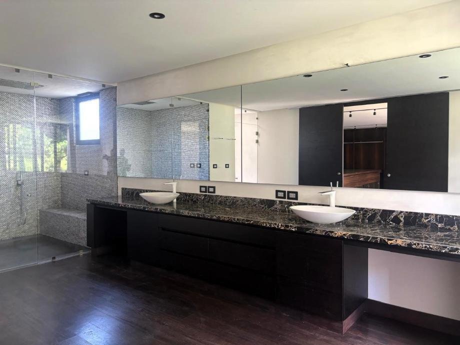 House in Fraccionamiento y Club de Golf los Encinos, State of Mexico, Mexico 5 - 15365134
