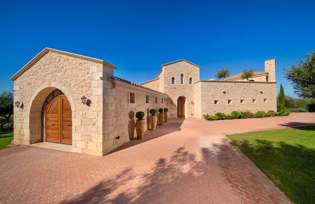 Villa in Crete, Greece 4 - 15365204
