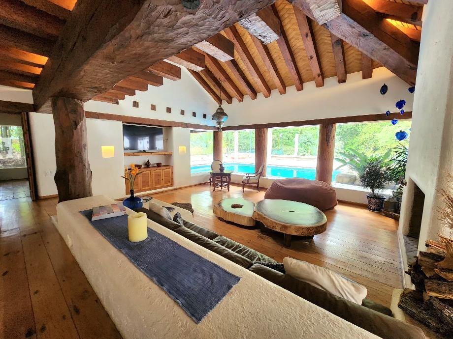 House in Valle de Bravo, State of Mexico, Mexico 4 - 15365125