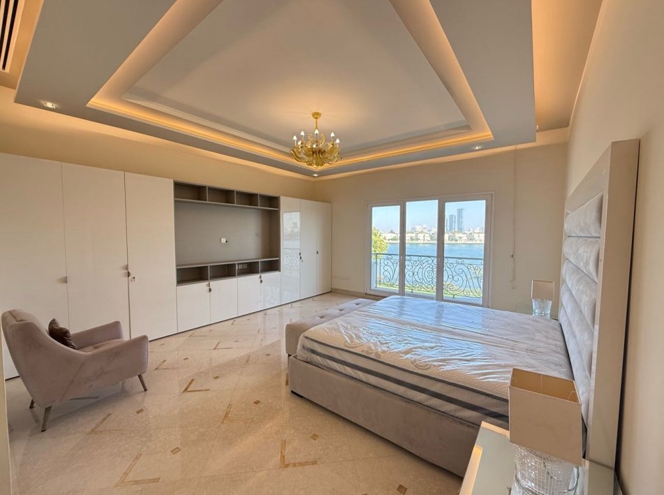 Villa in Emirates Hills, Dubai, United Arab Emirates 4 - 15368273