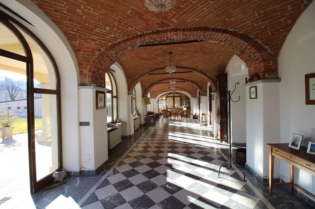 Villa in Dogliani, Piedmont, Italy 3 - 15145776