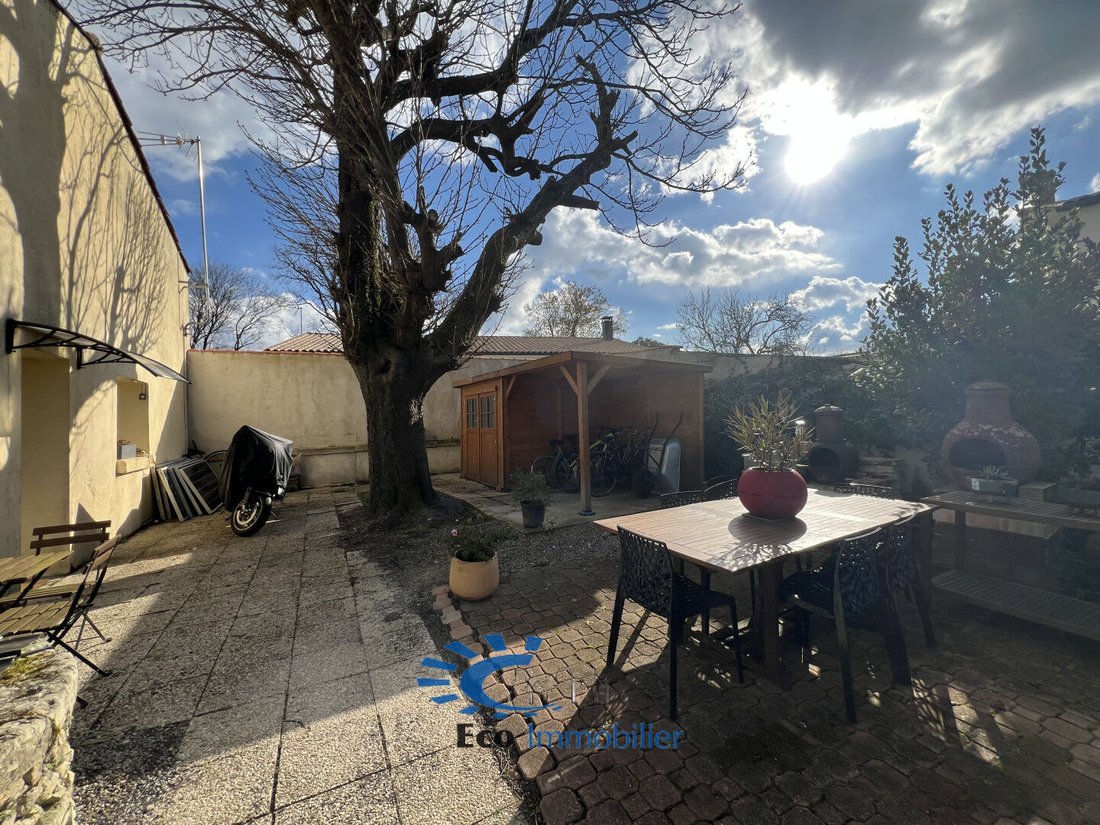 House in Dompierre-sur-Mer, Nouvelle-Aquitaine, France 2 - 15366185