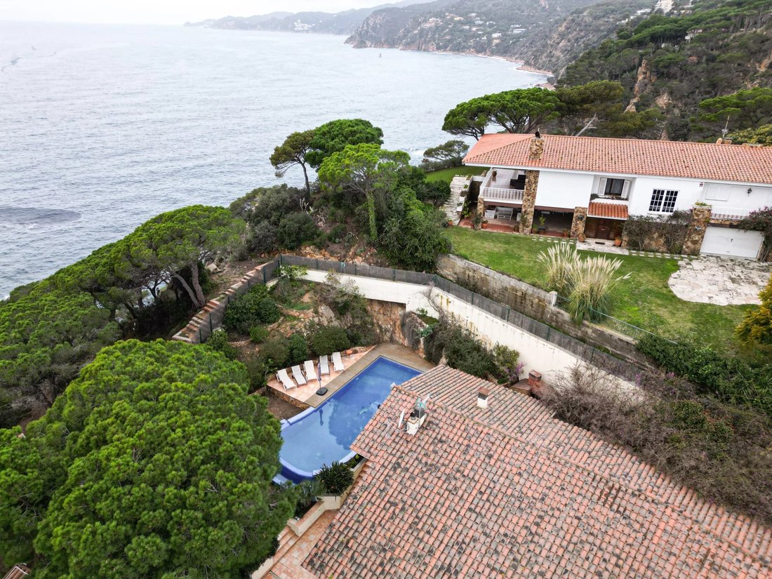 Villa in Costa Brava, Spain 2 - 15366229
