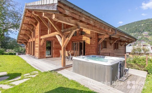 House in Morzine, Auvergne-Rhône-Alpes, France 1