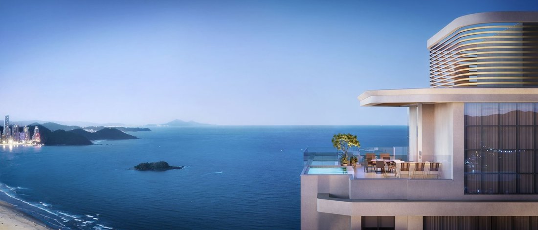 Condo in Centro, State of Santa Catarina, Brazil 1 - 15366738