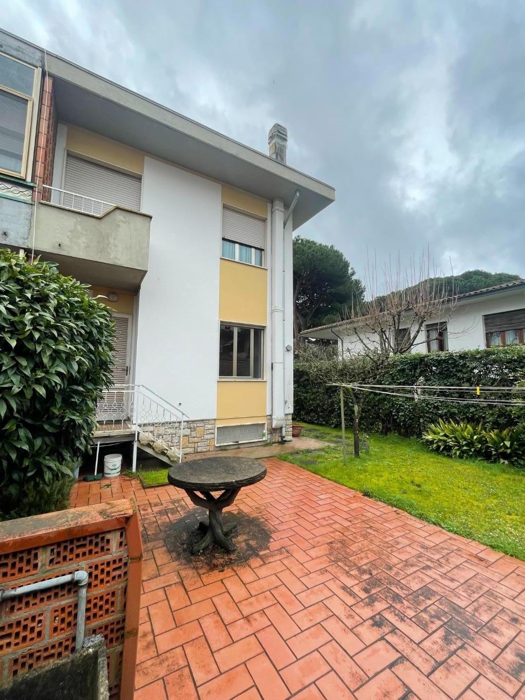 Country House in Tonfano, Pietrasanta, Italy 3 - 15367163
