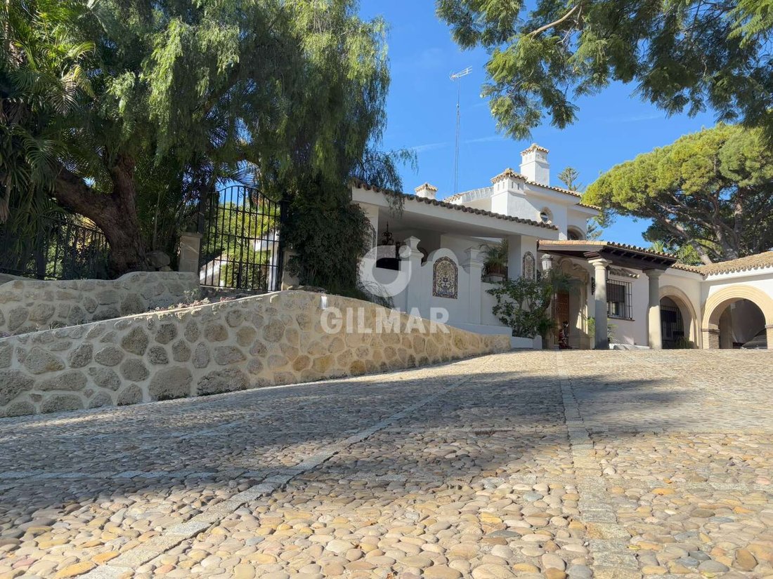Villa in El Puerto de Santa María, Andalusia, Spain 1 - 15366238