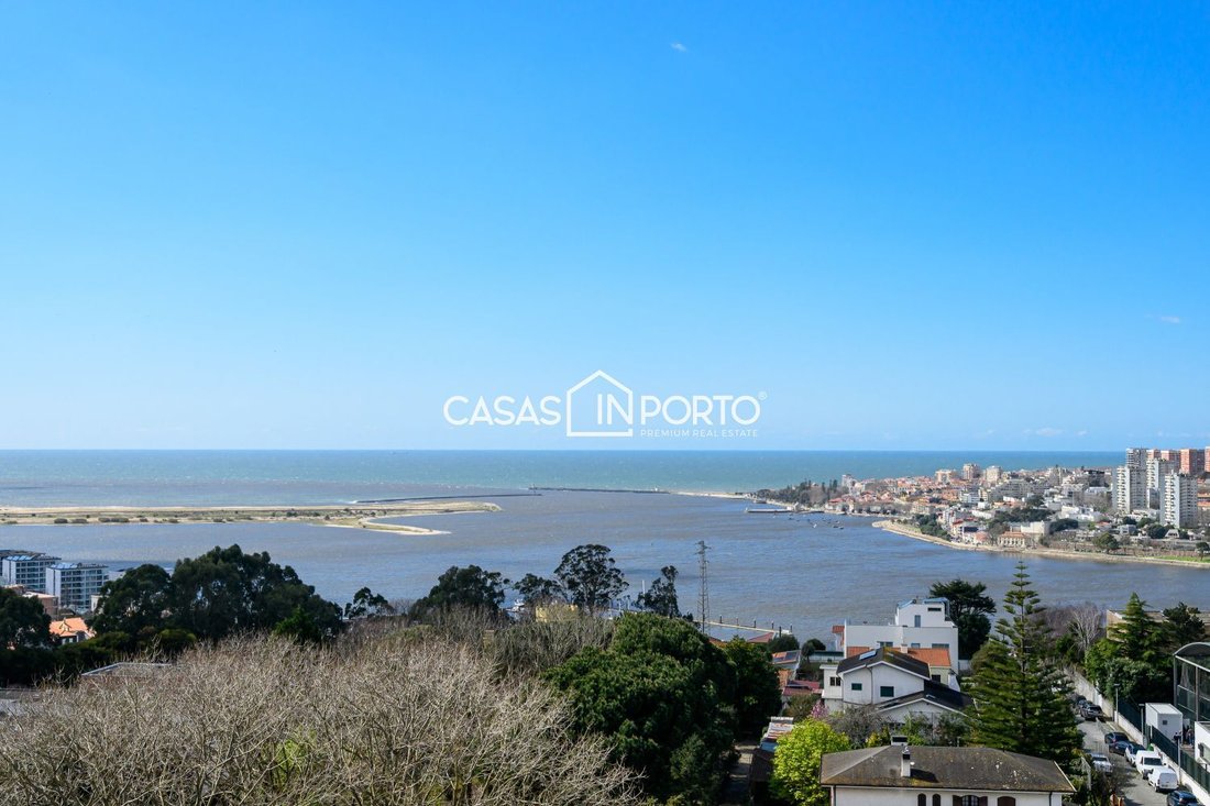 Apartment in Santa Marinha e Sao Pedro da Afurada, Porto District, Portugal 2 - 15369479