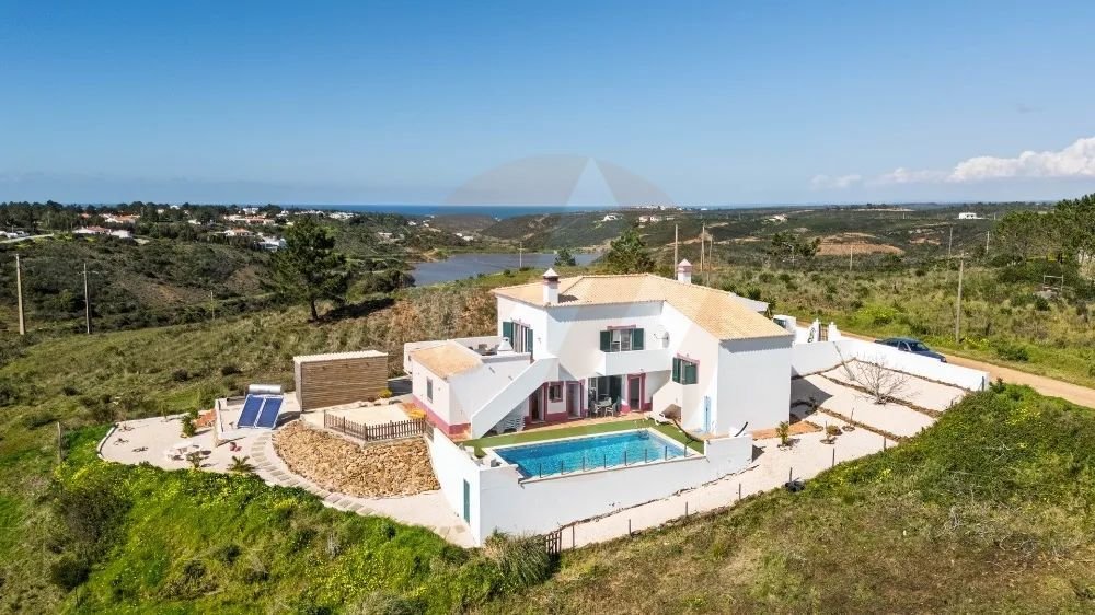 House in Aljezur, Algarve, Portugal 1 - 15368167