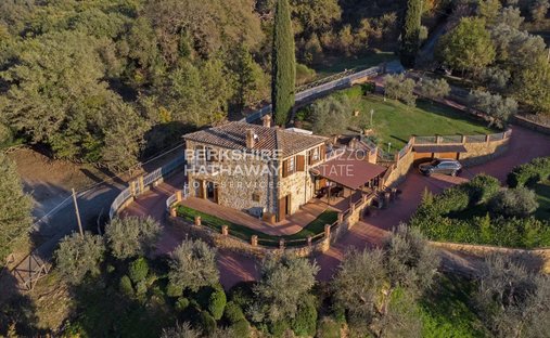 House in Montepulciano, Tuscany, Italy 1