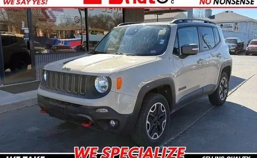 2015 Jeep Renegade Trailhawk Sport Utility 4D in Gladstone, MO, United States 1