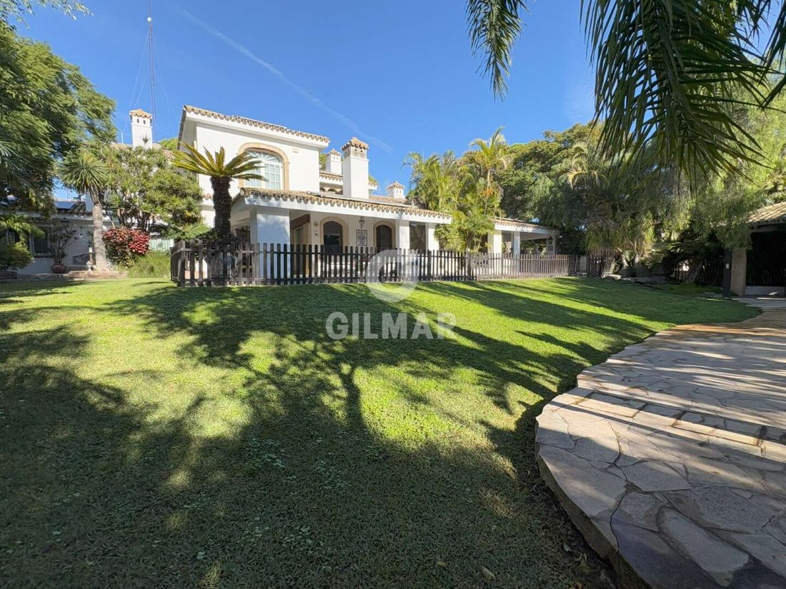 Villa in El Puerto de Santa María, Andalusia, Spain 2 - 15366238