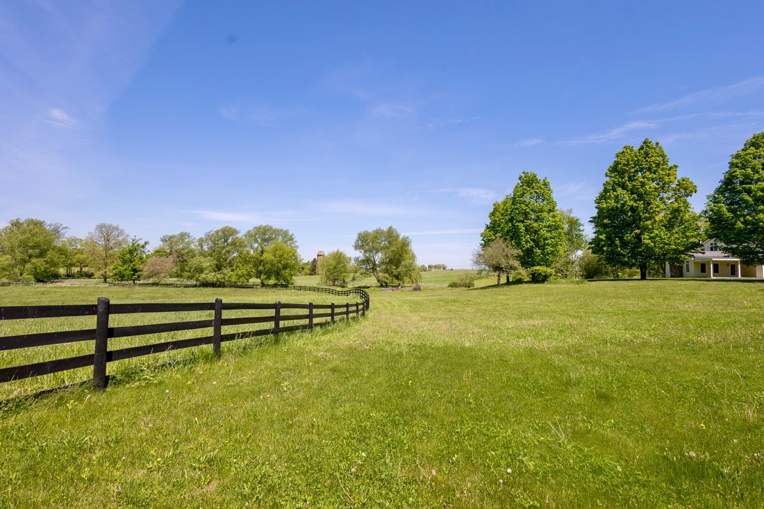 House in Ghent, New York, United States 3 - 15368103