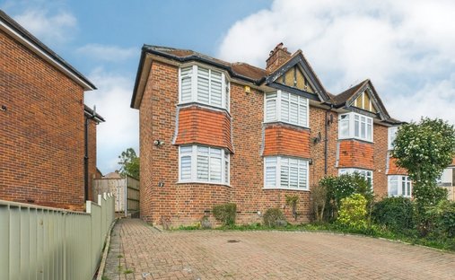 House in Buckinghamshire, England 1