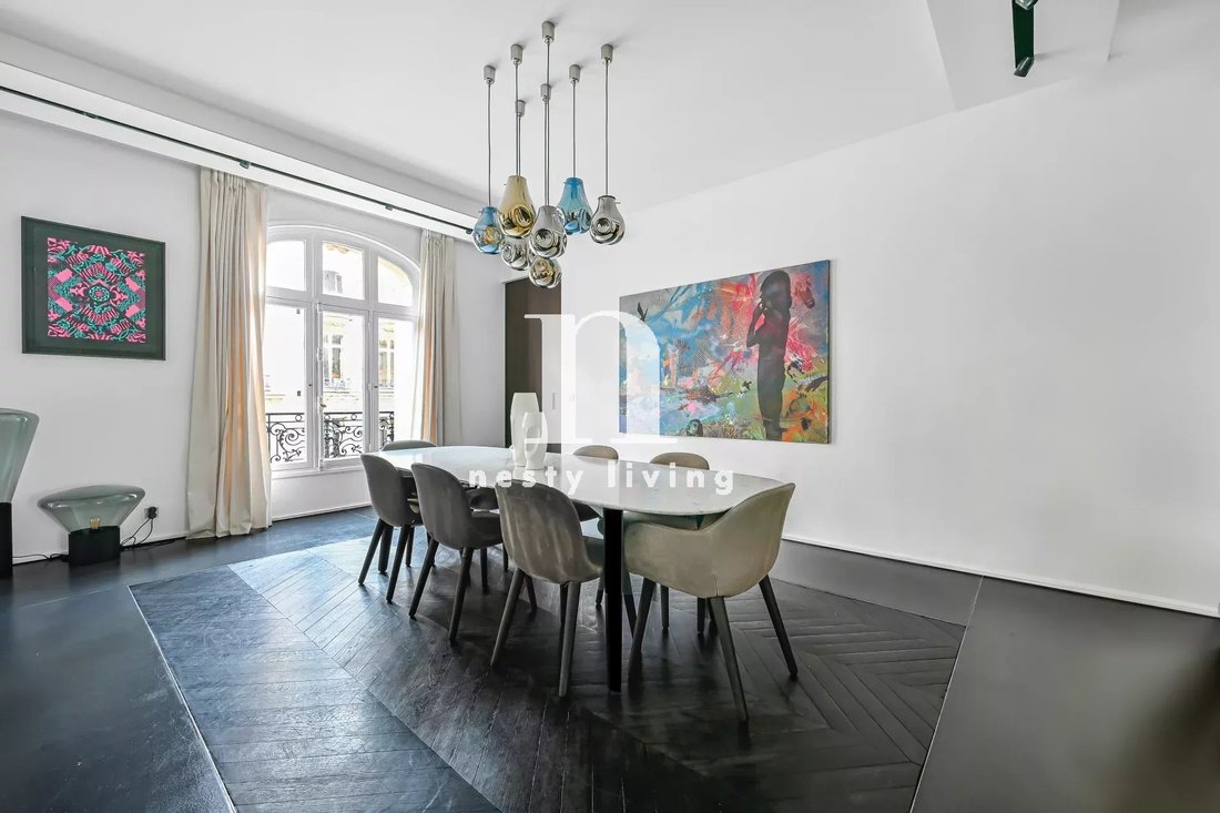 Apartment in Pereire-Malesherbes, Paris 17e Arrondissement, Paris 4 - 15369664