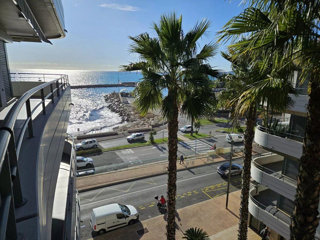 Apartment in Menton, Provence-Alpes-Côte d'Azur, France 1 - 15365876