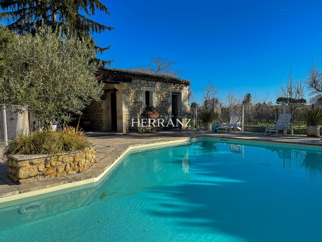 House in Libourne, Nouvelle-Aquitaine, France 2 - 15366808