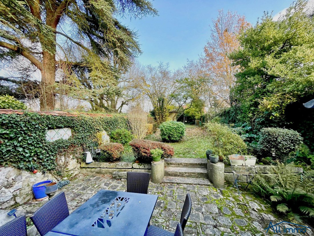 House in Sucy-en-Brie, Ile-de-France, France 5 - 13876862