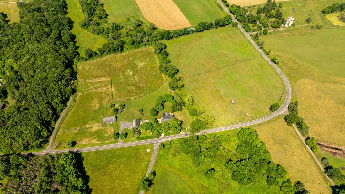 House in Ghent, New York, United States 2 - 15368103