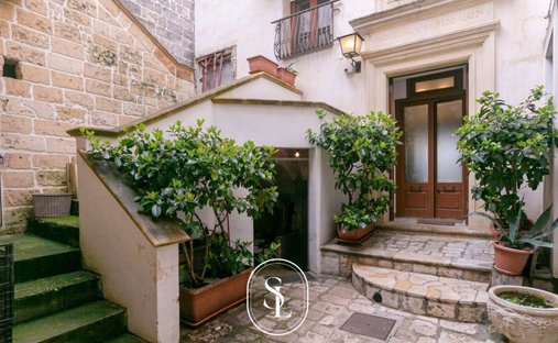 House in Historic Center, Nardo, Apulia 1